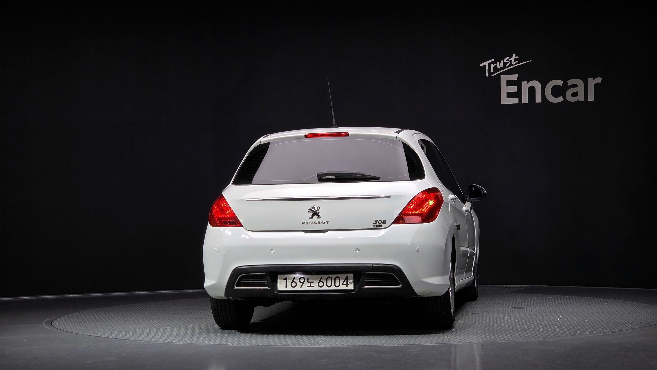 PEUGEOT 308 2013
