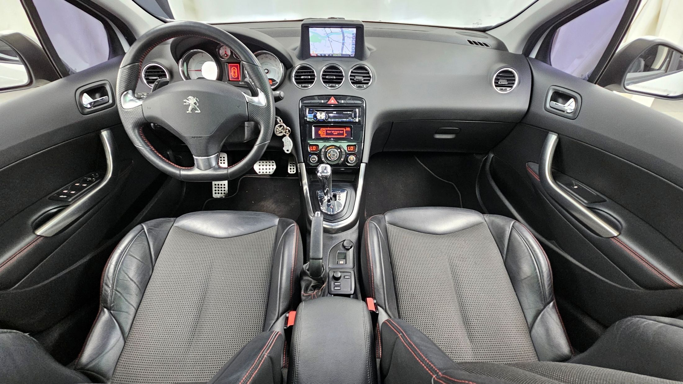 PEUGEOT 308 2013