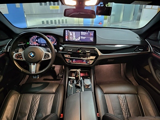 BMW 5-SERIES G30 2021
