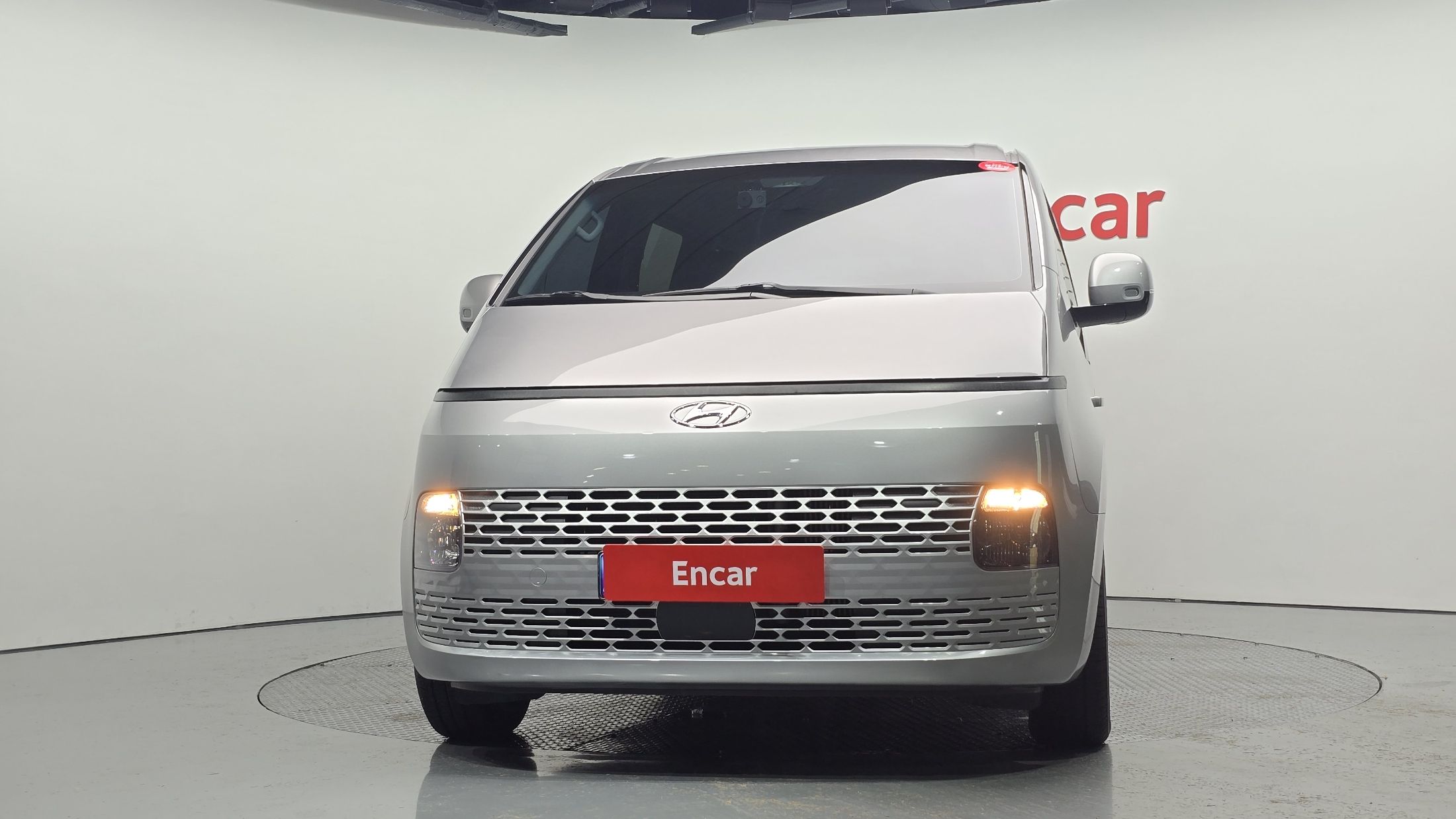 HYUNDAI STARIA 2022