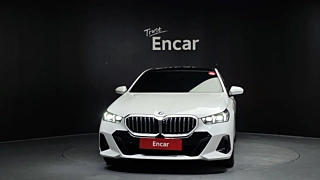 BMW 5-SERIES G60 2024
