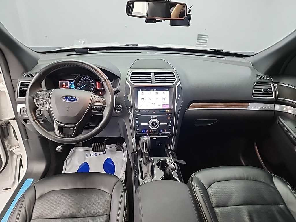 FORD EXPLORER 2019
