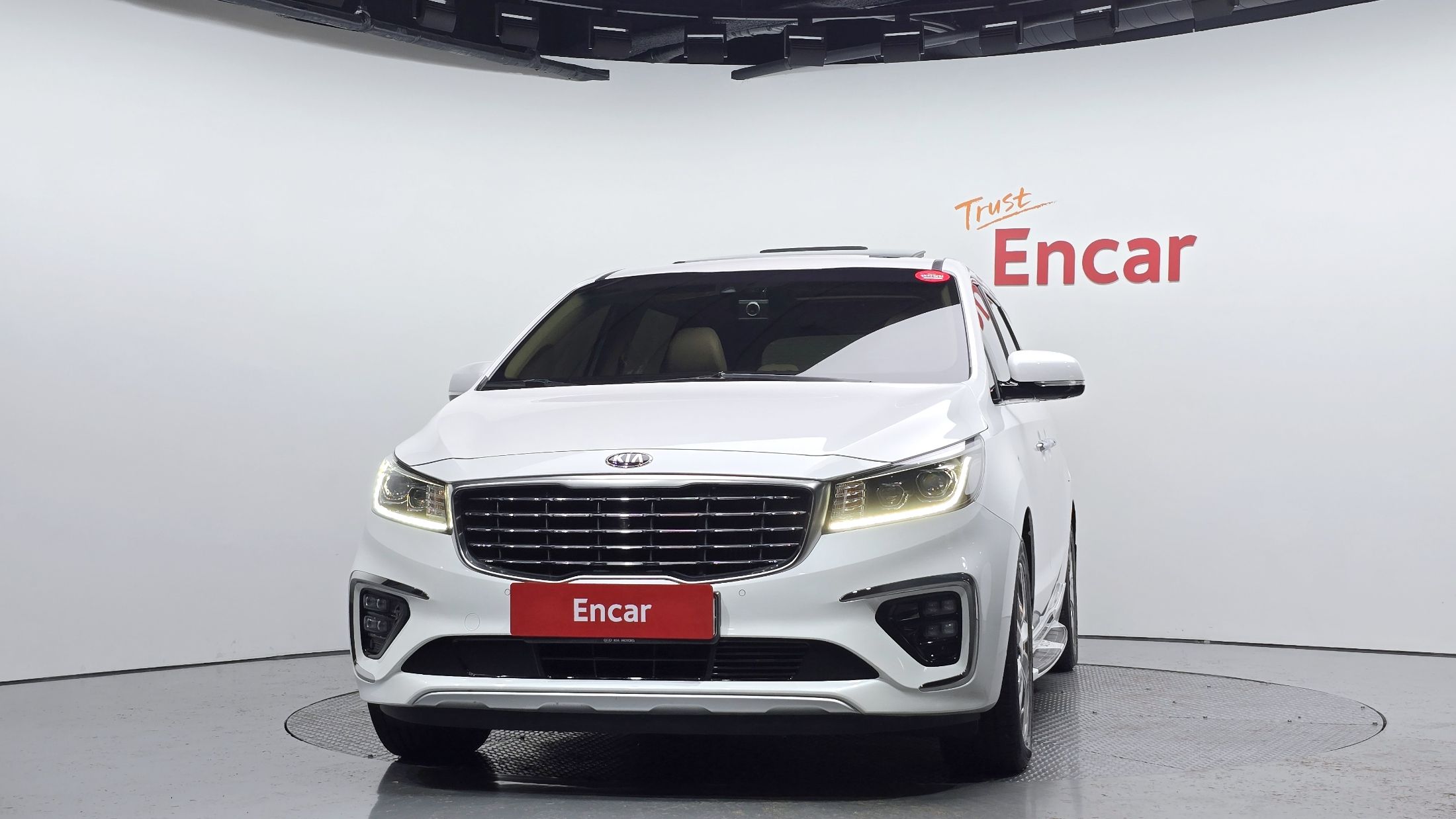 KIA CARNIVAL 2018
