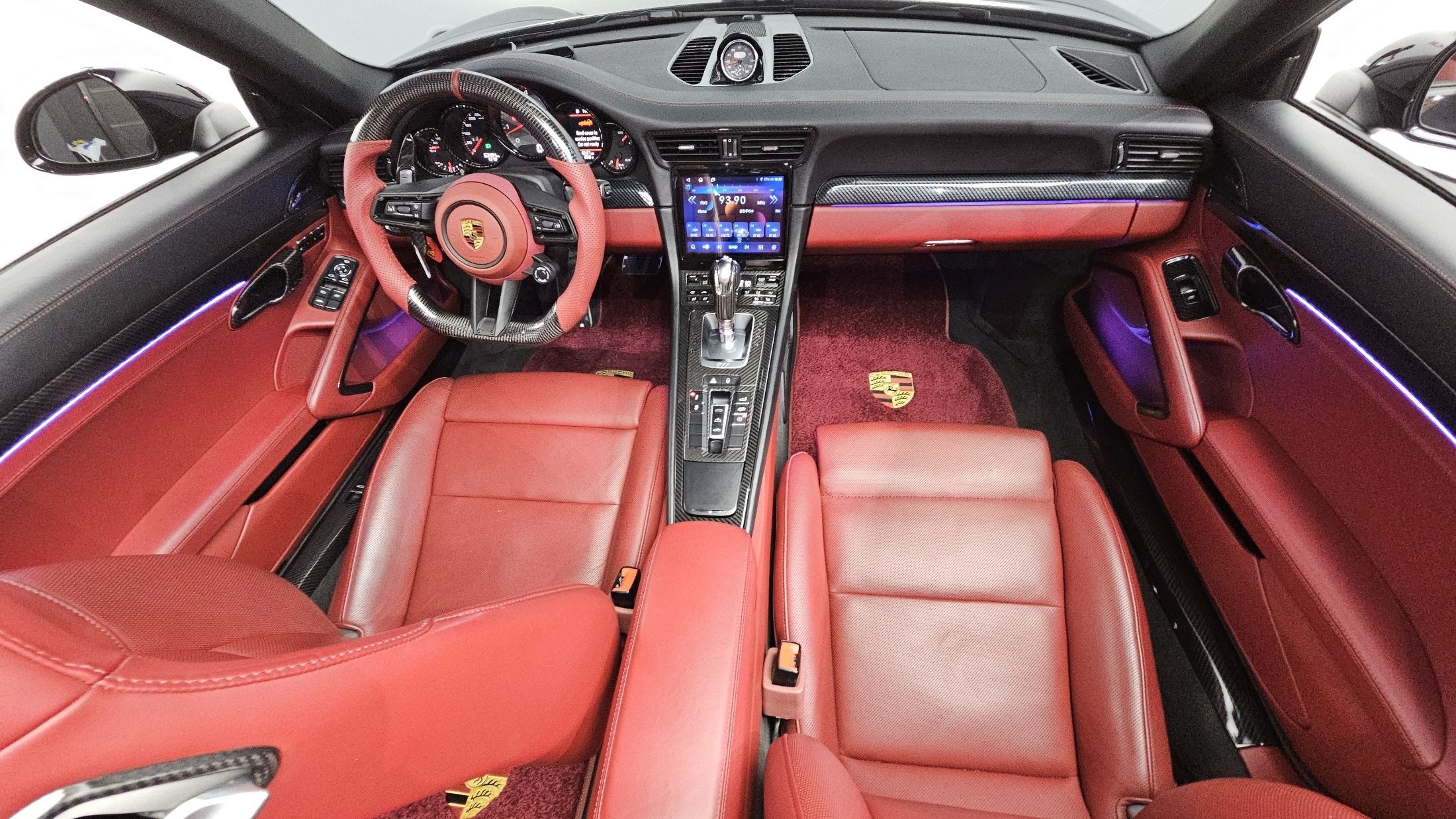 PORSCHE 911 2018