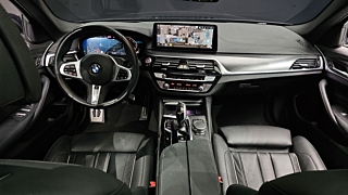 BMW 5-SERIES G30 2022