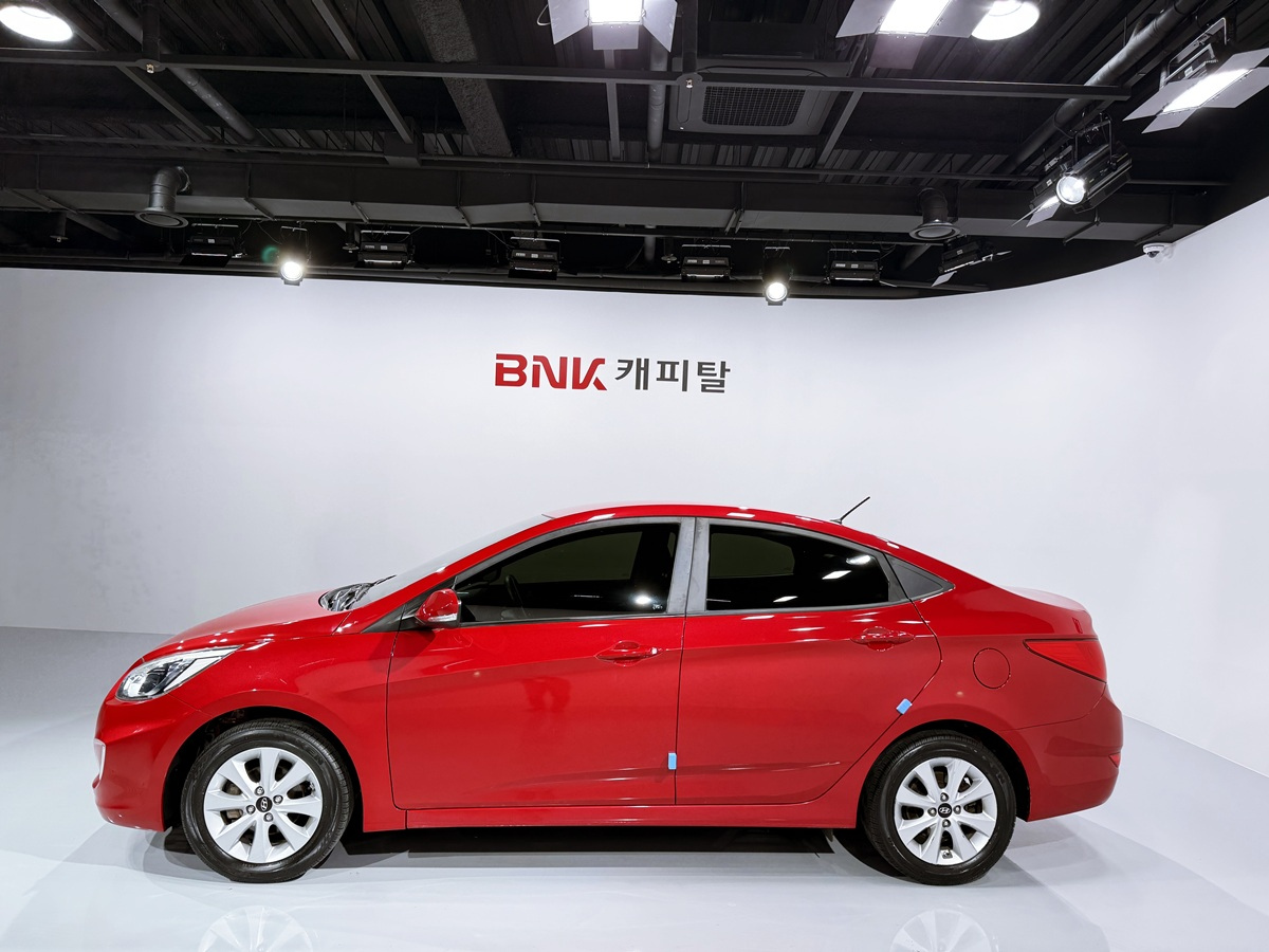 HYUNDAI ACCENT NEW 2016