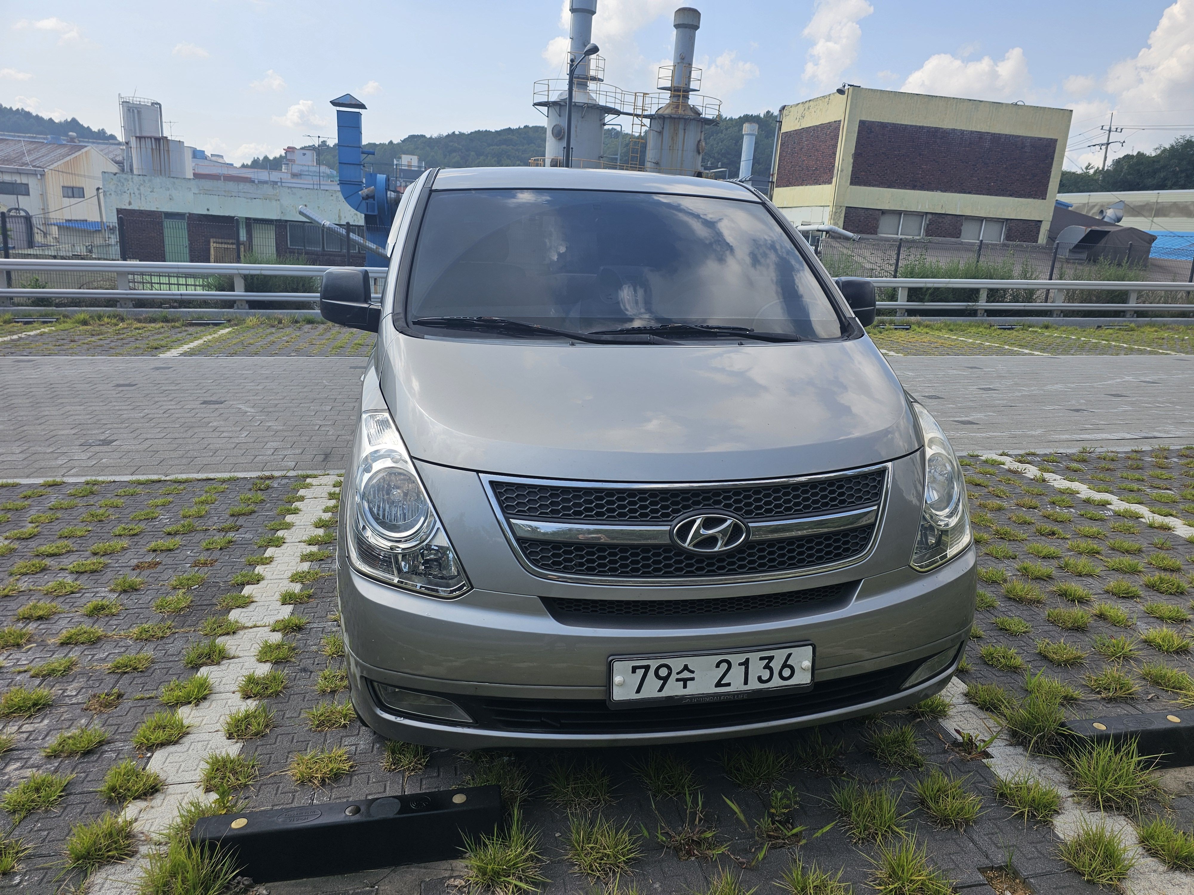 HYUNDAI STAREX GRAND 2011