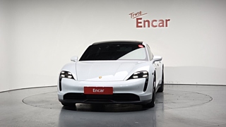 PORSCHE TAYCAN 2021