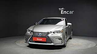 LEXUS ES300H 2016