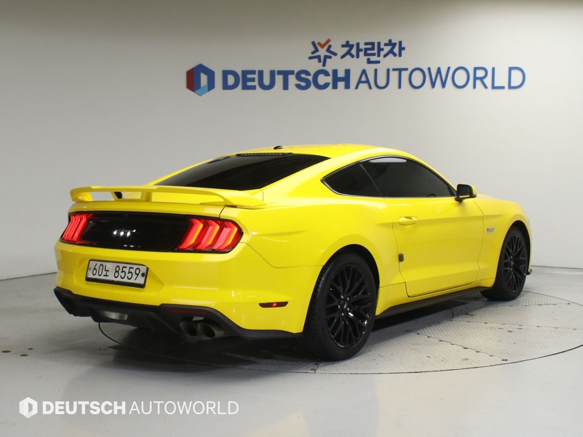 FORD MUSTANG 2018