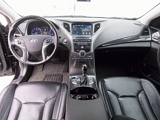 HYUNDAI GRANDEUR HG 2016