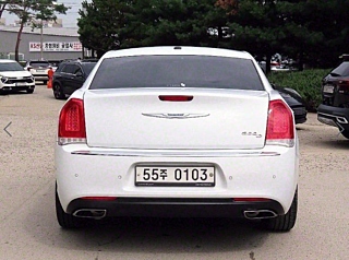 CHRYSLER 300C 2016