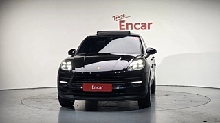PORSCHE MACAN  2019