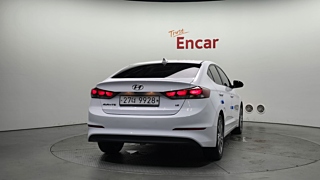 HYUNDAI AVANTE AD 2018