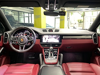 PORSCHE CAYENNE PO536 2022