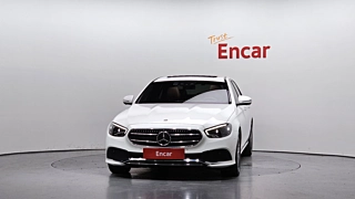 MERCEDES BENZ E-CLASS W213  2022