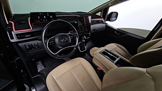 HYUNDAI STARIA 2023