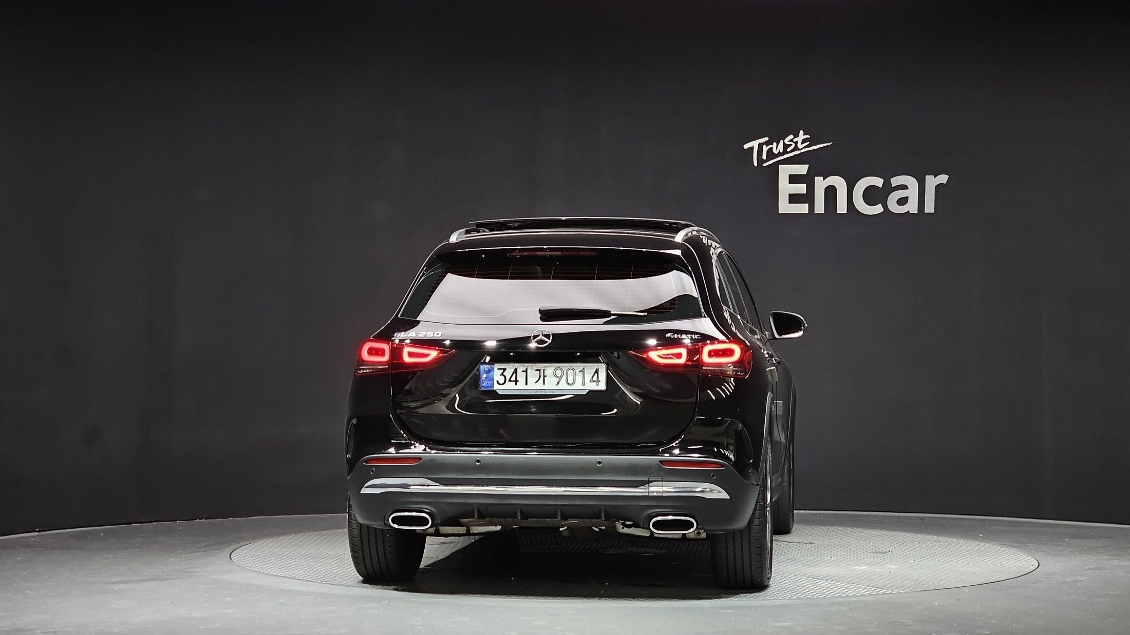 MERCEDES BENZ GLA-CLASS H247 2023