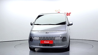 HYUNDAI STARIA 2023