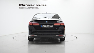 BMW 5-SERIES G60 2024