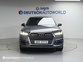AUDI Q7 4M 2016