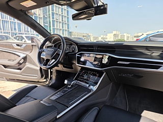 AUDI A7 4K 2020