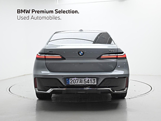 BMW 7-SERIES G70 2024