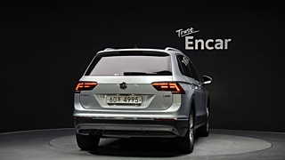 VOLKSWAGEN TIGUAN 2018
