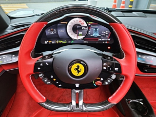 FERRARI SF90 SPIDER 2023