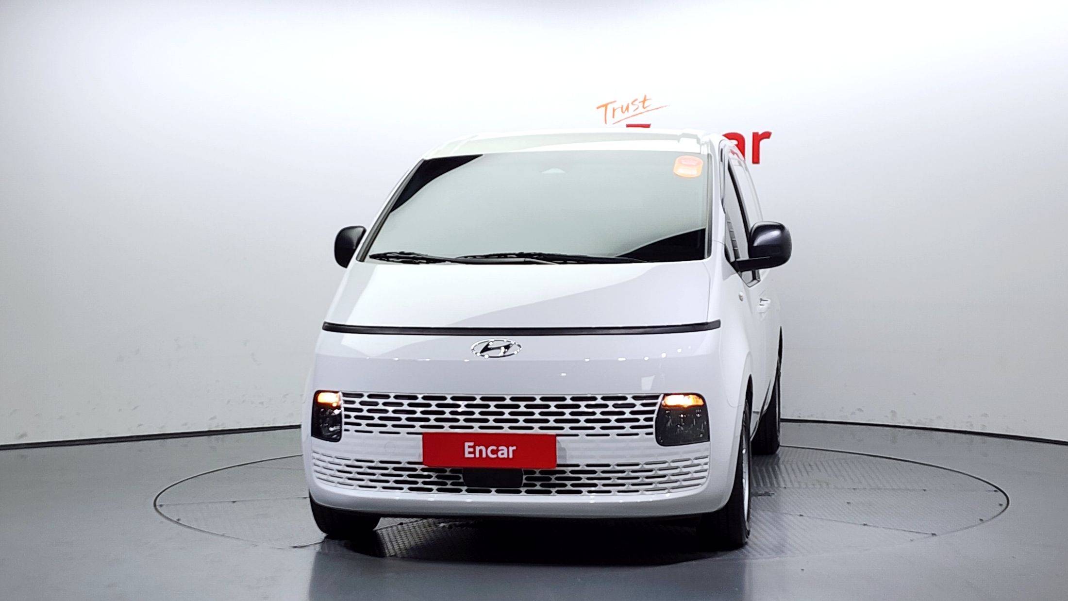 HYUNDAI STARIA 2023