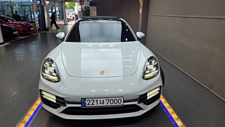 PORSCHE PANAMERA 971 2023