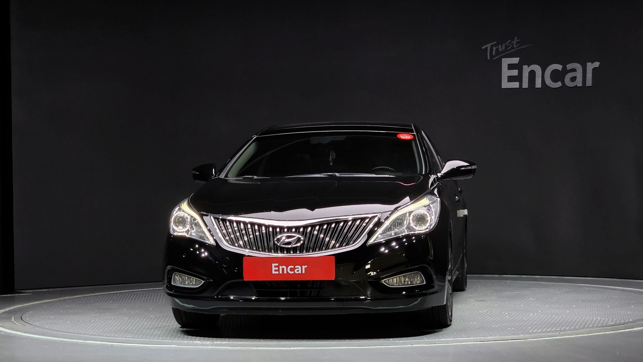 HYUNDAI GRANDEUR HG 2013
