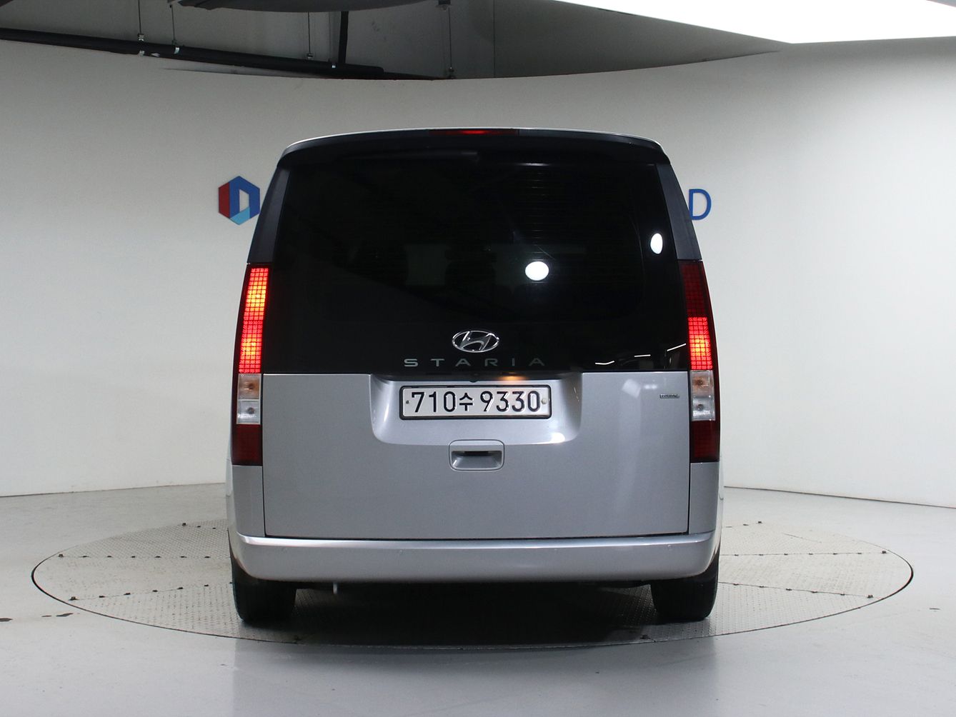 HYUNDAI STARIA 2021