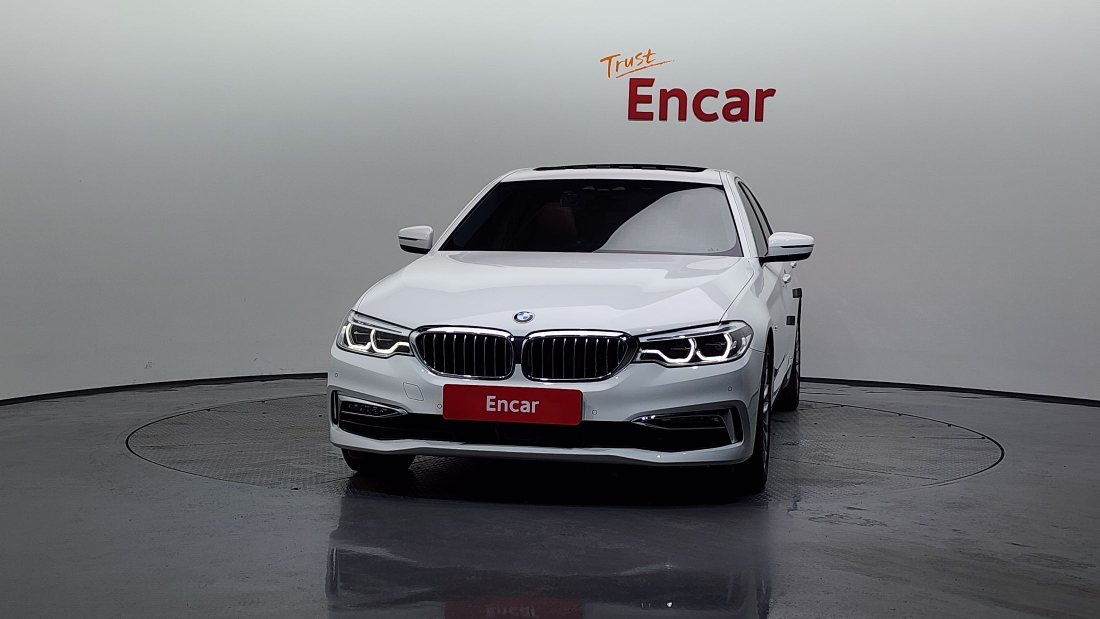 BMW 5-SERIES G30 2018