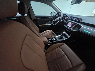 AUDI Q3 F3 2022
