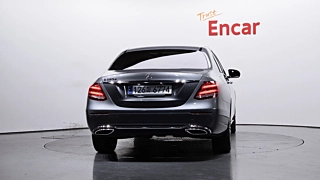 MERCEDES BENZ E-CLASS W213  E220d Avantgarde 2020