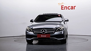 MERCEDES BENZ E-CLASS W213  2020