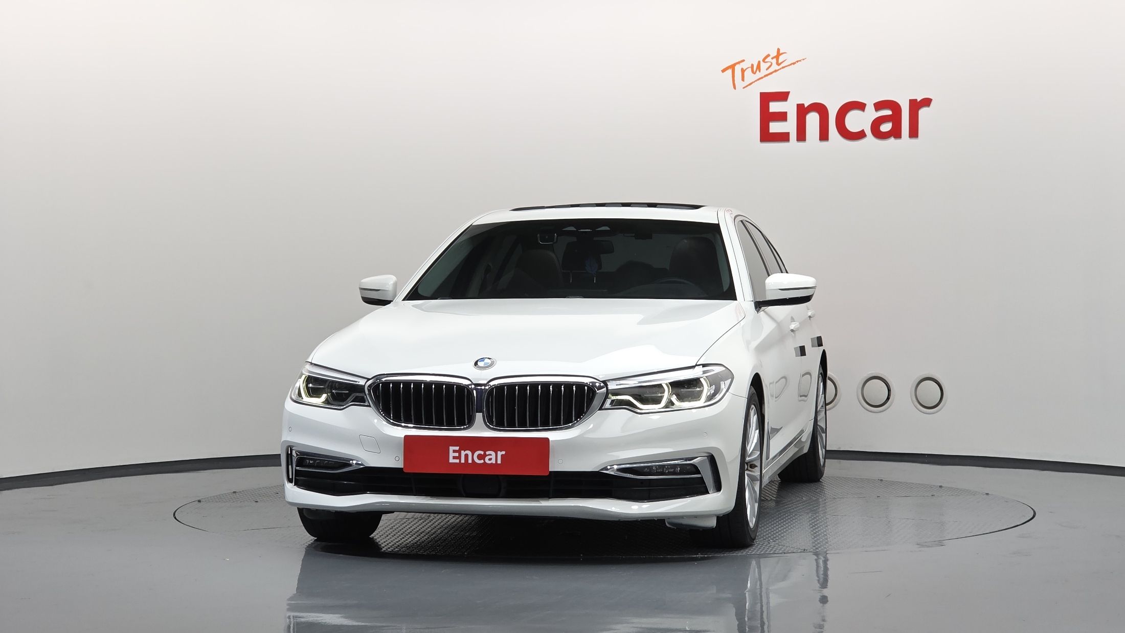 BMW 5-SERIES G30 2020