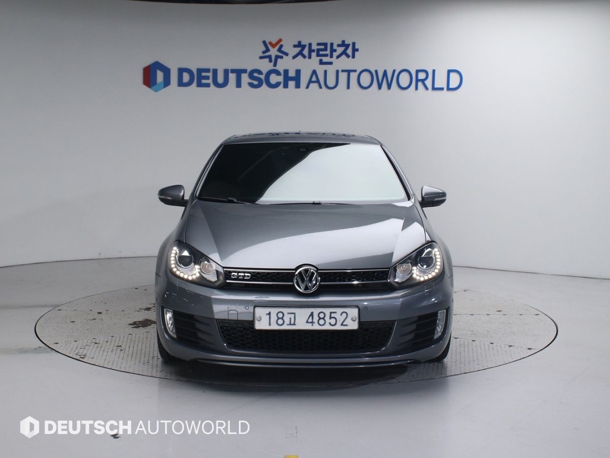 VOLKSWAGEN GOLF 2013