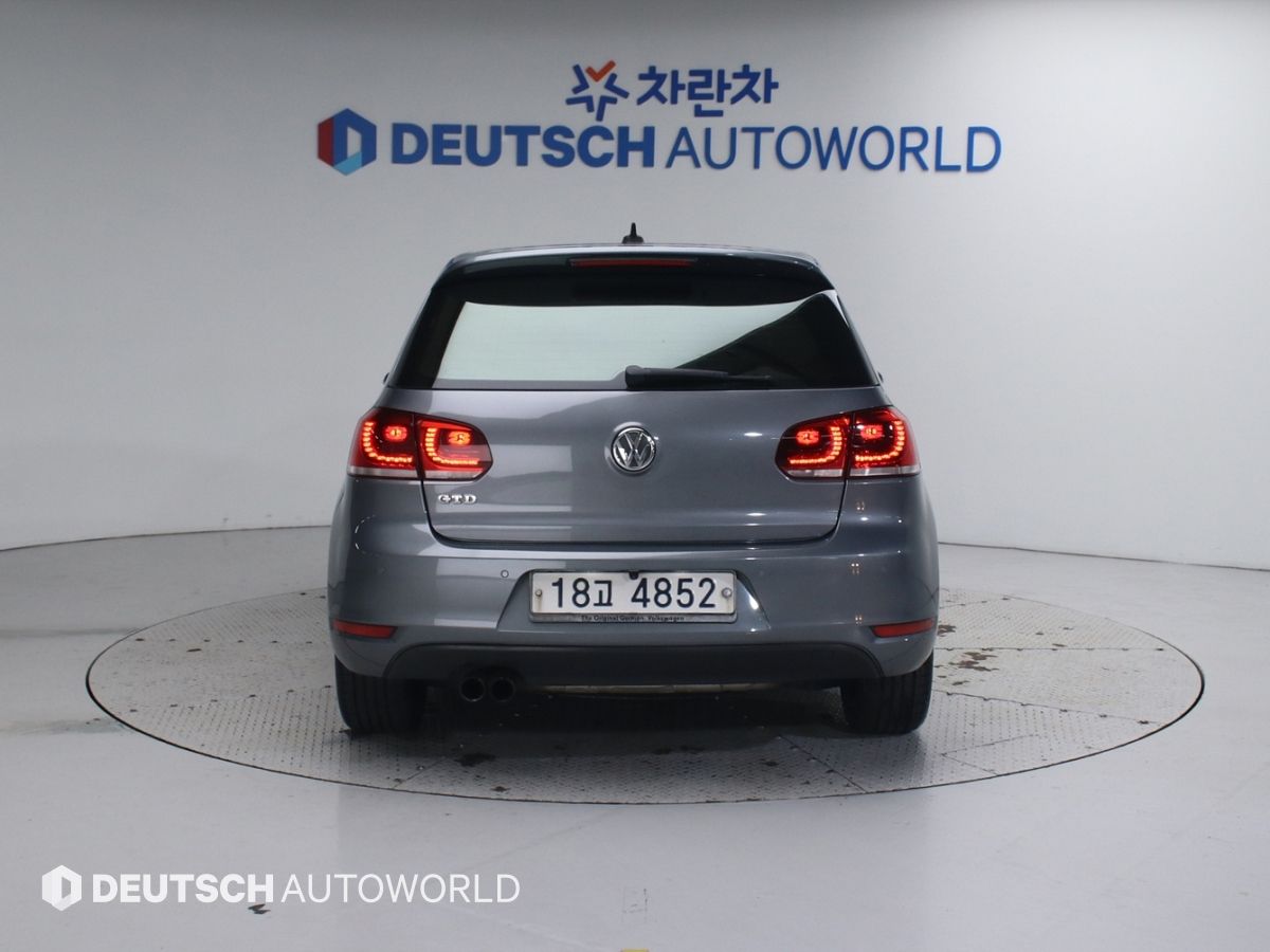 VOLKSWAGEN GOLF 2013