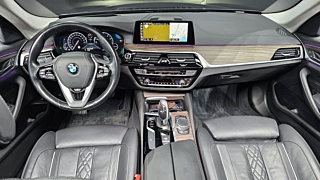 BMW 5-SERIES G30 2019