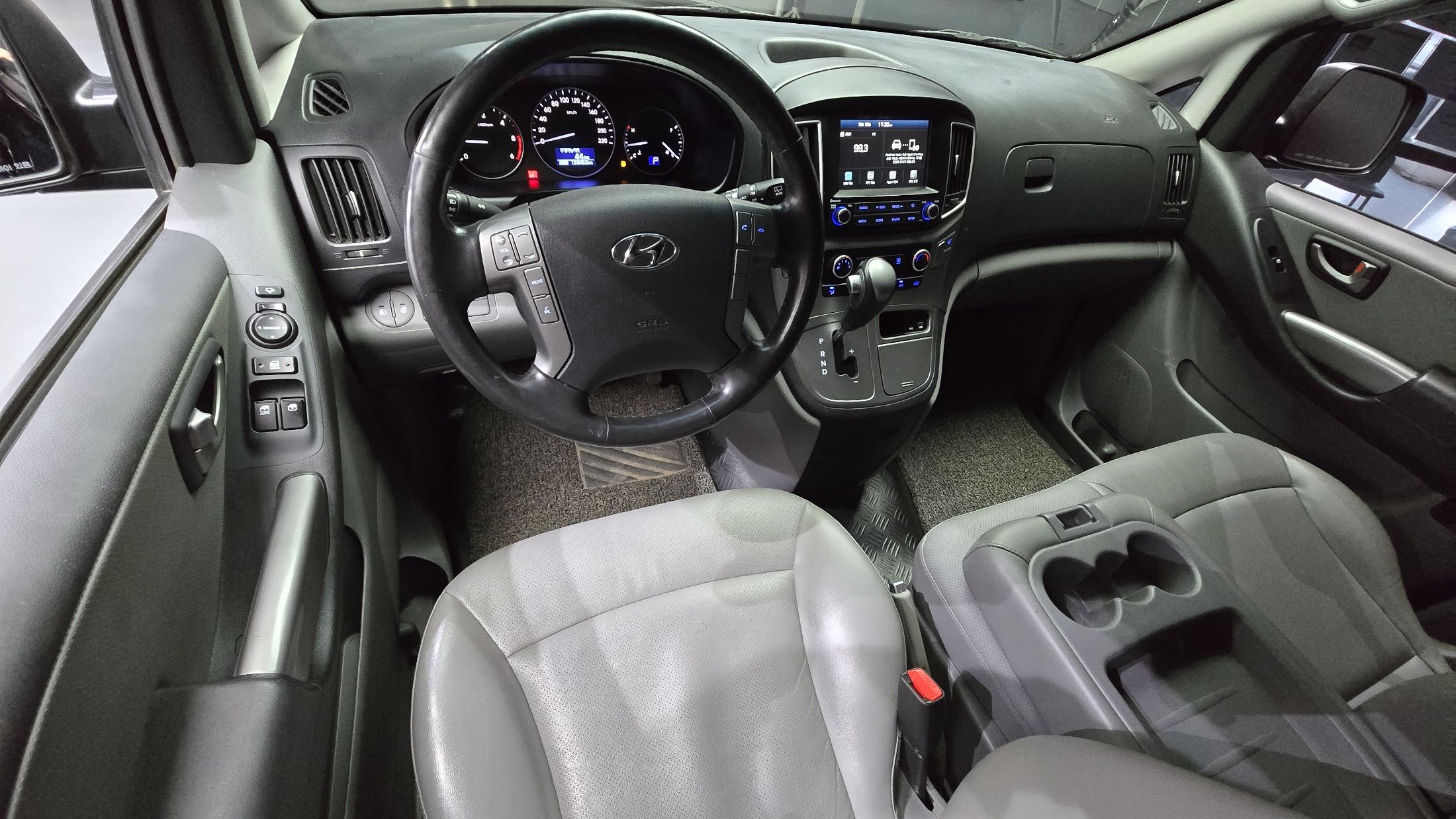 HYUNDAI STAREX GRAND 2021