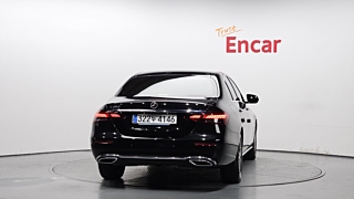 MERCEDES BENZ E-CLASS W213 2023