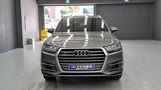 AUDI Q7 4M 2016