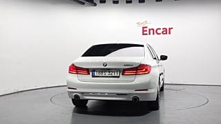 BMW 5-SERIES G30 2018