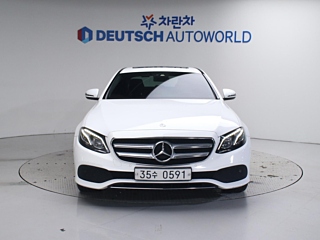 MERCEDES BENZ E-CLASS W213 2016