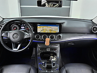 MERCEDES BENZ E-CLASS W213 2016