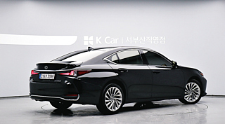 LEXUS ES300H 2023
