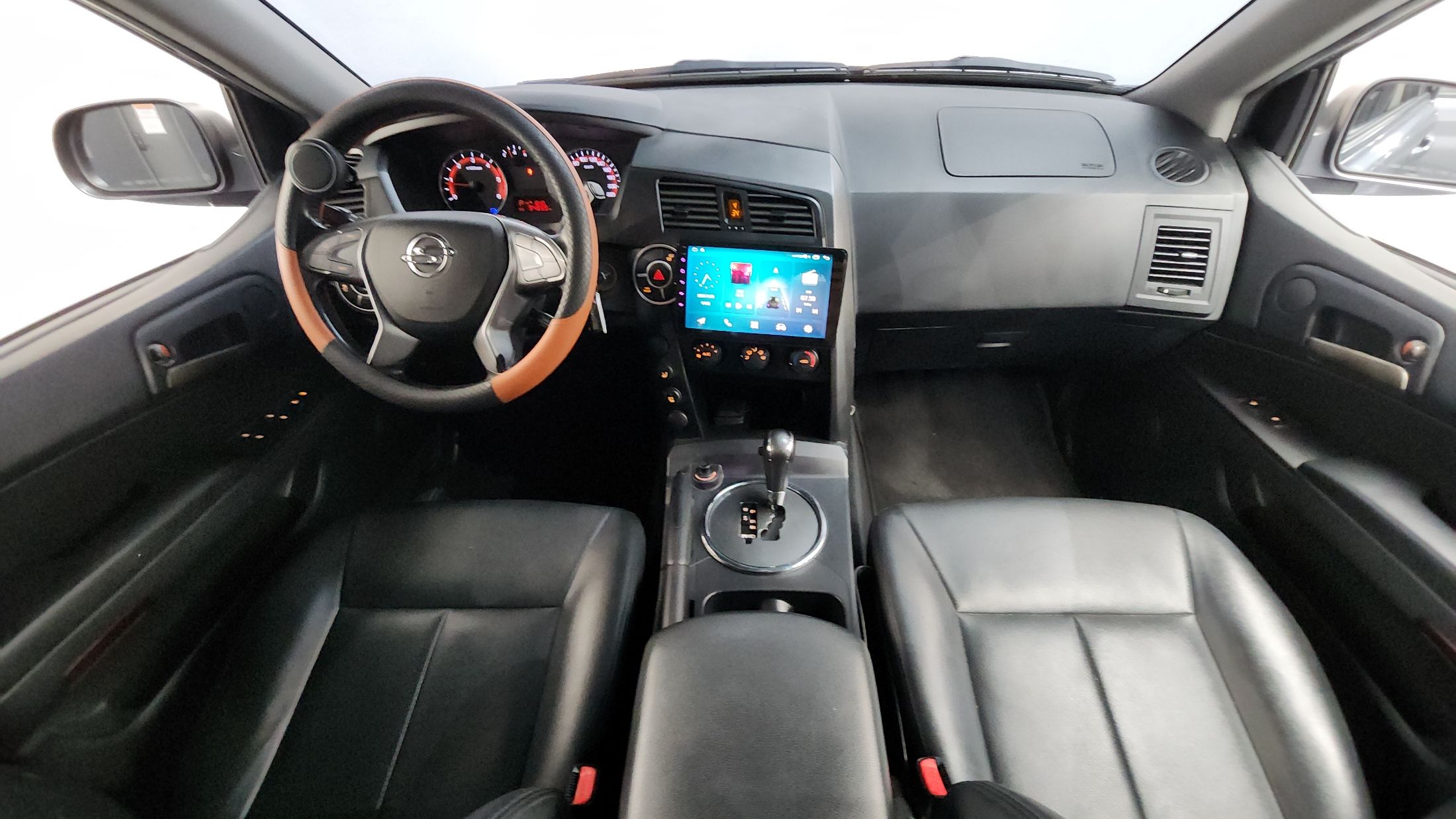 SSANGYONG KORANDO SPORTS 2015