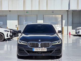 BMW 5-SERIES G30 2021